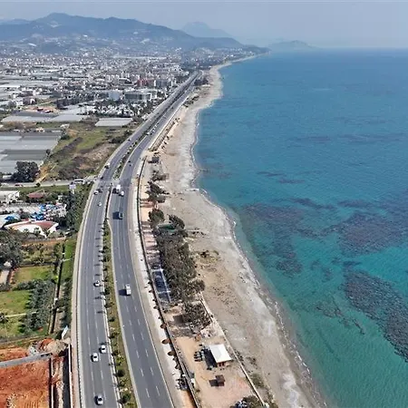 Deniz Private Pool & Sea In 알란야